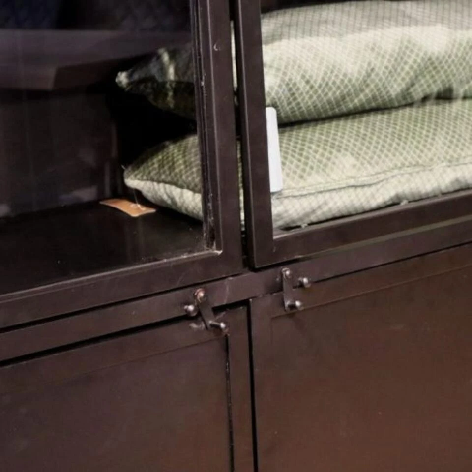 Cavetown Vitrinekast Industrieel Garcia Zwart - 45x140x185 Cm 3 Cavetown Vitrinekast Industrieel Garcia Zwart - 45x140x185 Cm - Afbeelding 3